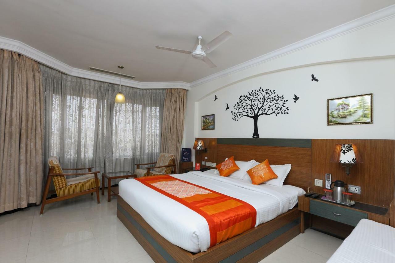 Oyo 1081 Hotel Sindhu International Tirupati Dış mekan fotoğraf